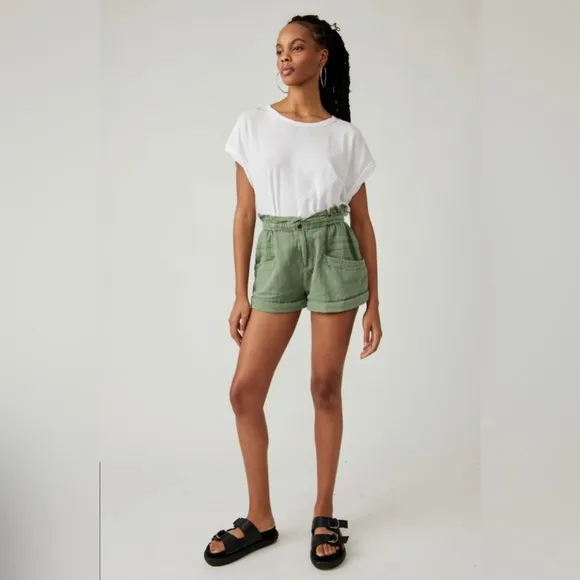 NWT Free People Topanga Cuff Shorts in Oil Green
